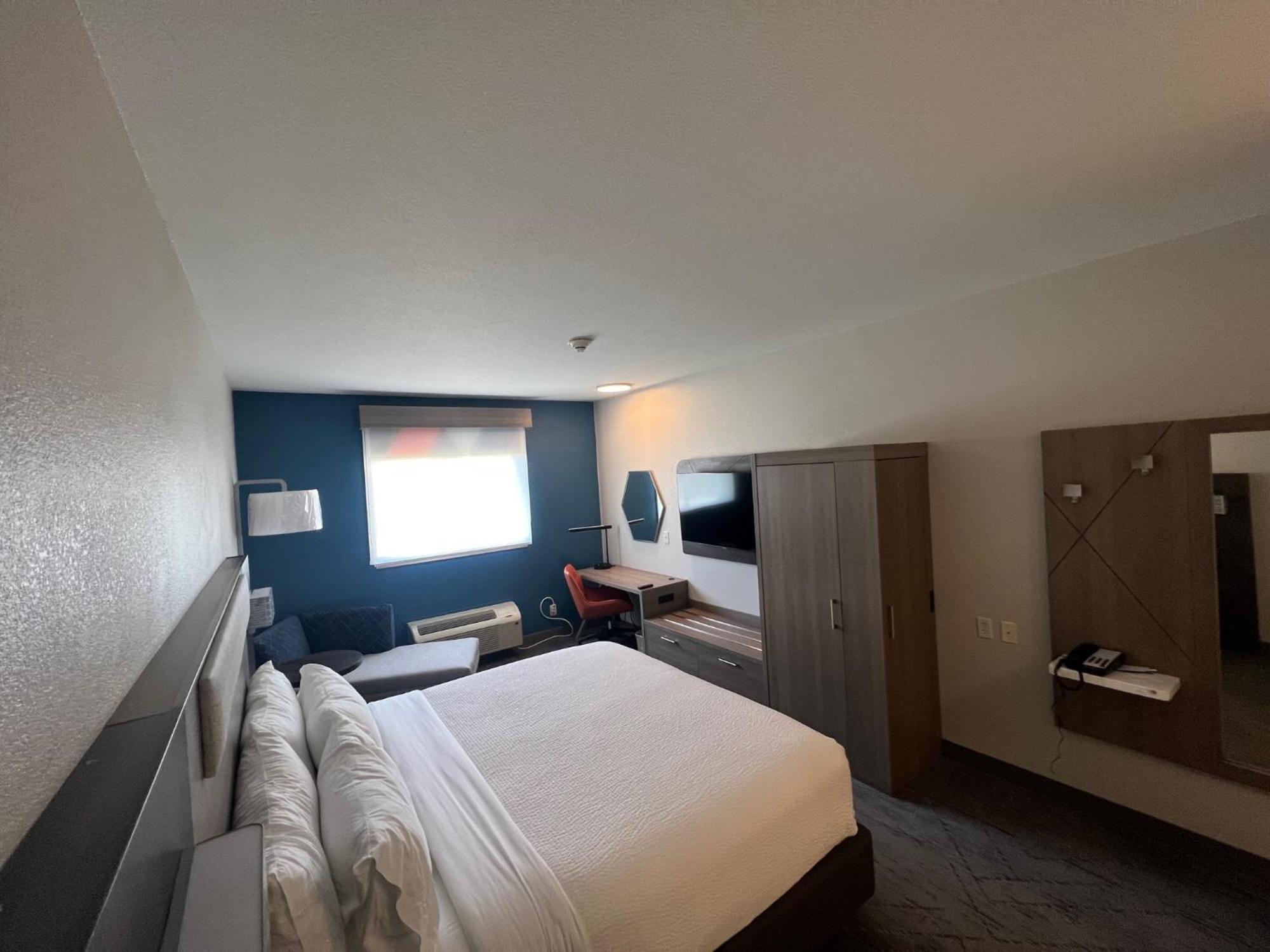 Holiday Inn Express - Wichita North - Park City By Ihg Esterno foto